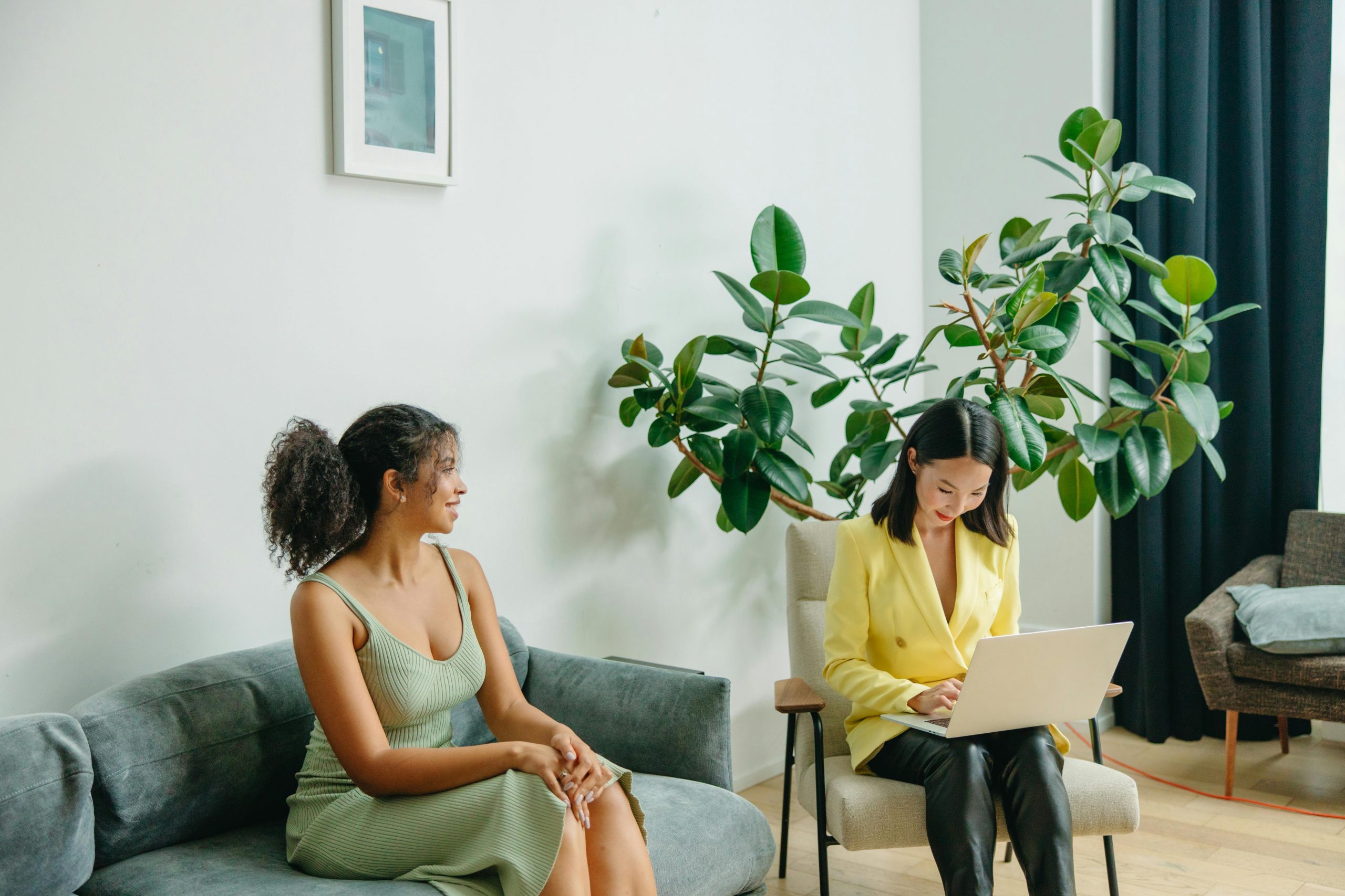 Why Choose an Insurance Broker Instead of Buying Directly from the Company?